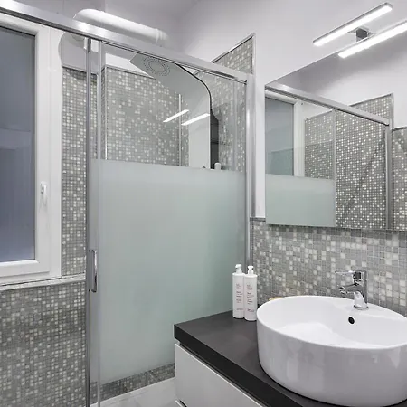 Art Near Lomellini Street By Wonderful Italy Genova